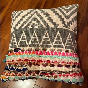 Throw pillow
